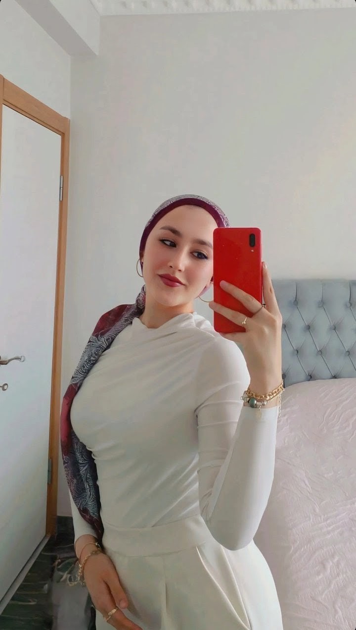 Sinanpaşa Türbanlı Bayan Escort Bayan Rabia