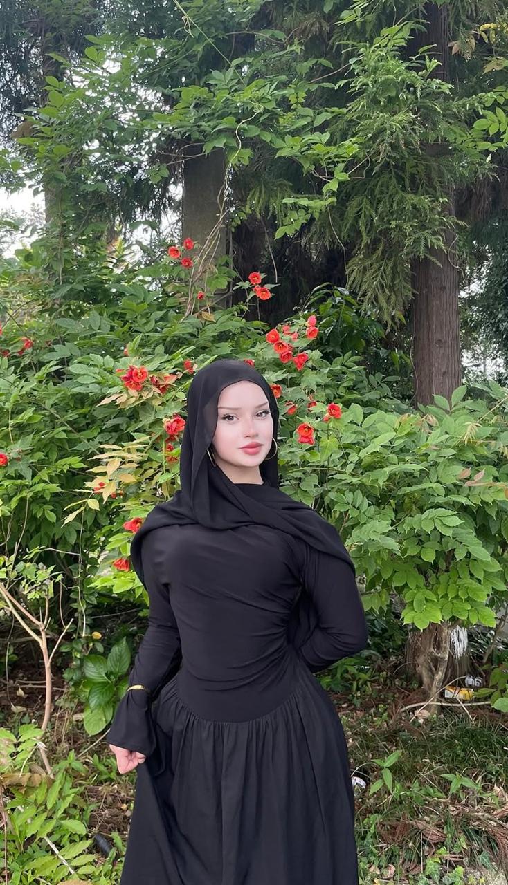 Sinanpaşa Kendine İnanmış Kadın Bayan Escort Tanya
